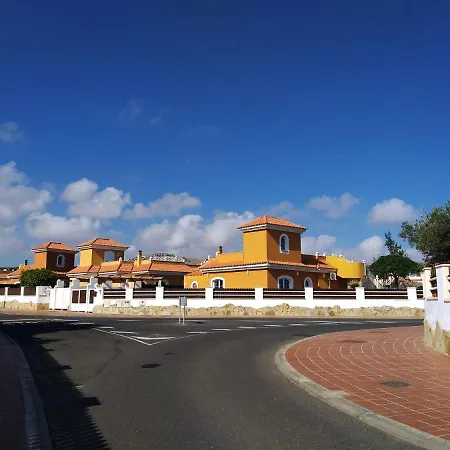 Fuertebeds Villa Valeria *
